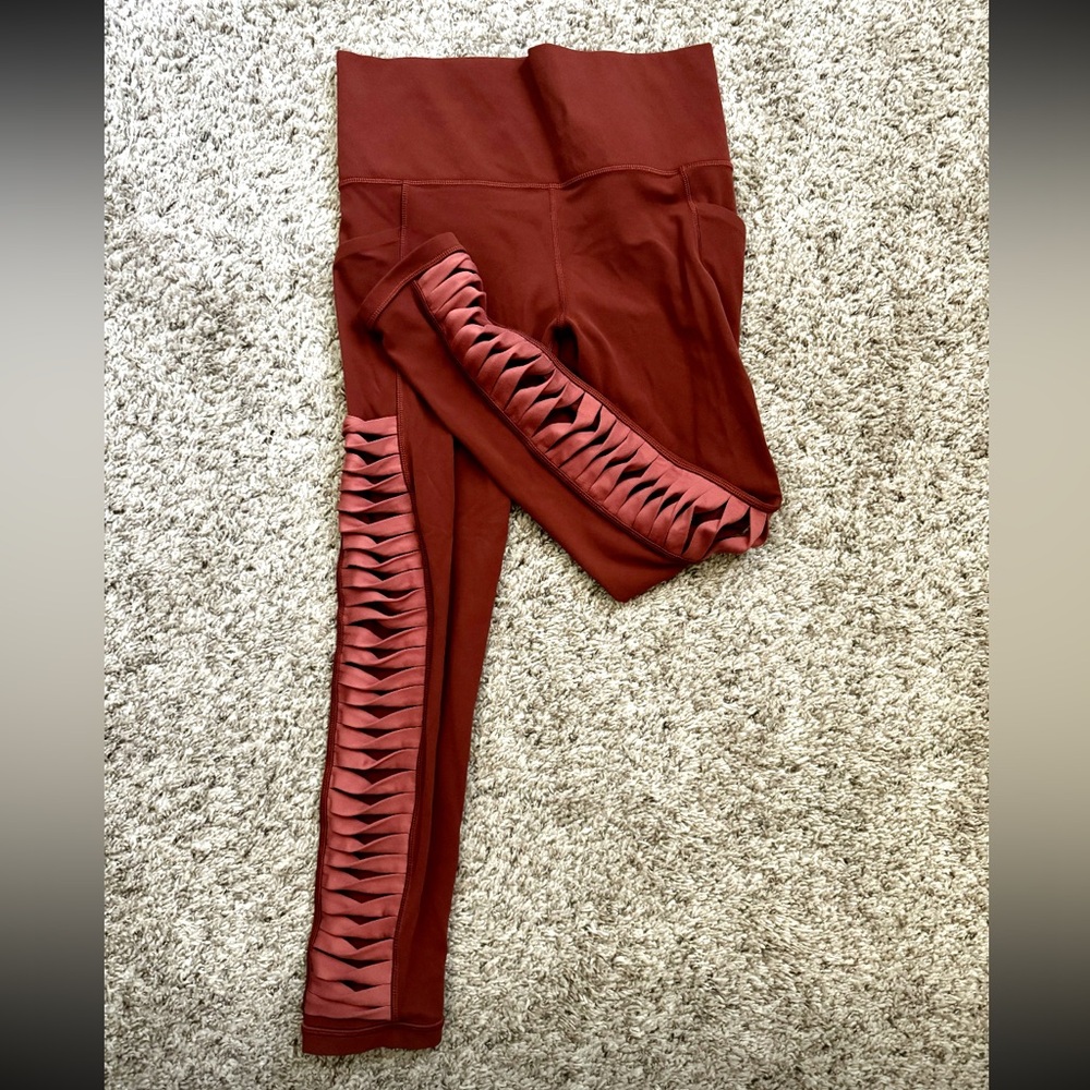 Athleta 7/8 Tights, Size M